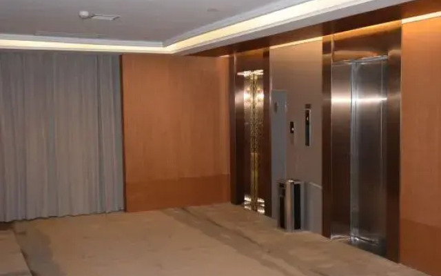 Fengshan International Hotel