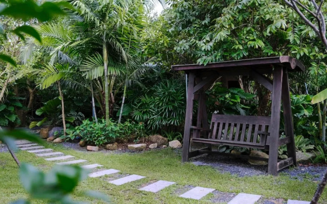 Lush Inn Phuket