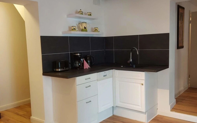 Lounge an der Kirche