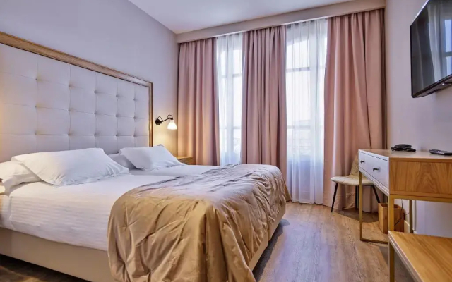 Отель Boutique Adolfo