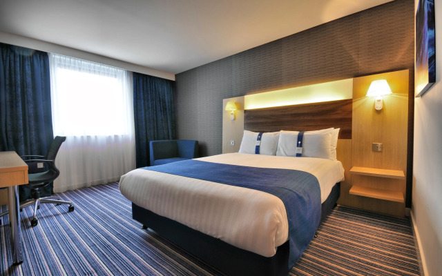 Holiday Inn Express Leigh - Sports Village by IHG