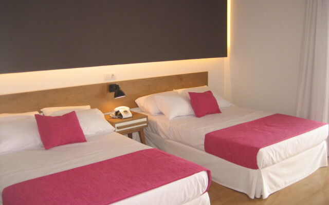 Hotel Brisamar Suites