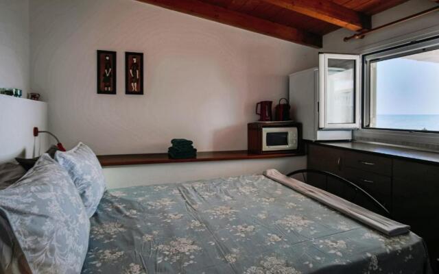 Floreica Studio By The Sea