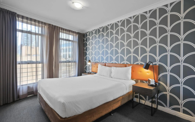 KOZYGURU Sydney CBD Amazing View 2 Bed Family Apartment NHA653-702