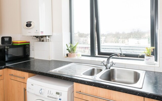 Charming 2BR Flat near Brixton and Clapham