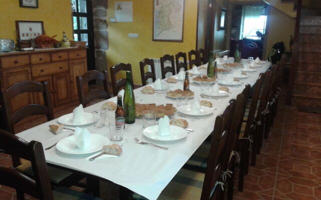 Casa Rural Os Carballos