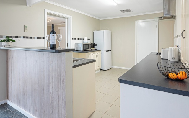 Villa Scalzi - 4-Bed Getaway