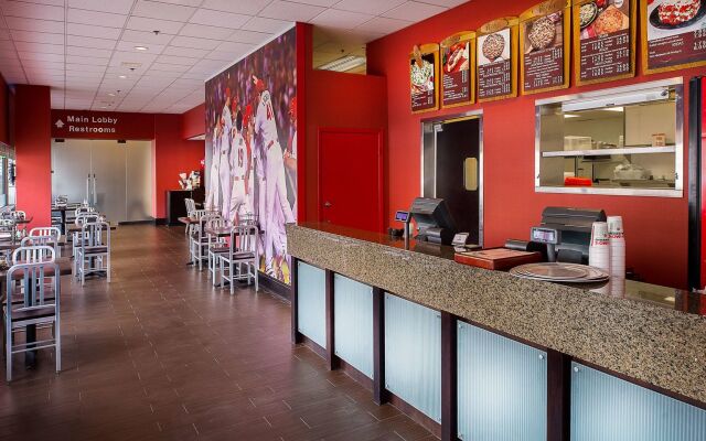 Hilton St. Louis at the Ballpark