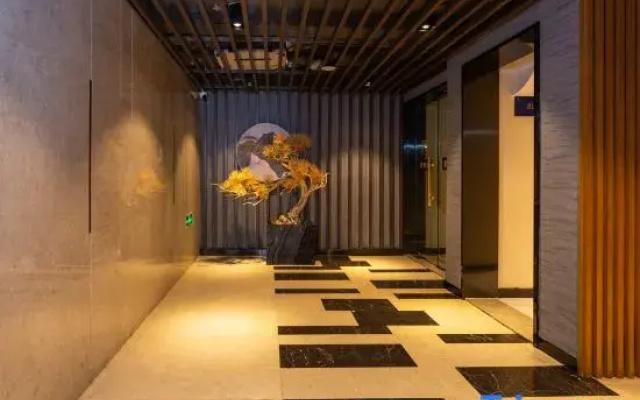 Super 8 Collection Hotel (Beijing Xidan Financial Street)