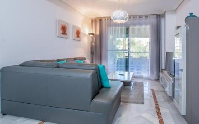 Bonito apartamento en Nueva Andalucia