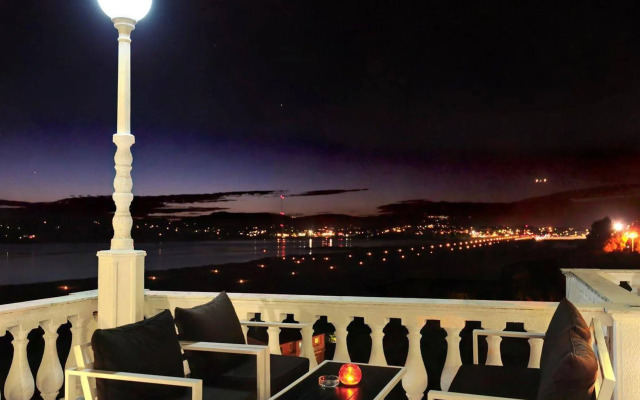 The Royal Grand Hotel