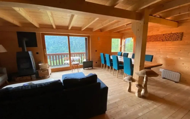 Chalet in Rossiniere Near Glacier & Lake