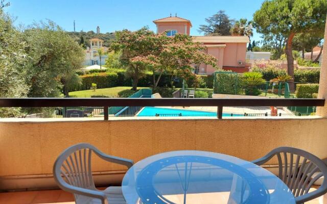 Antibes with pool, terrace & private garden, 250 mt from sandy Plage de la Salis