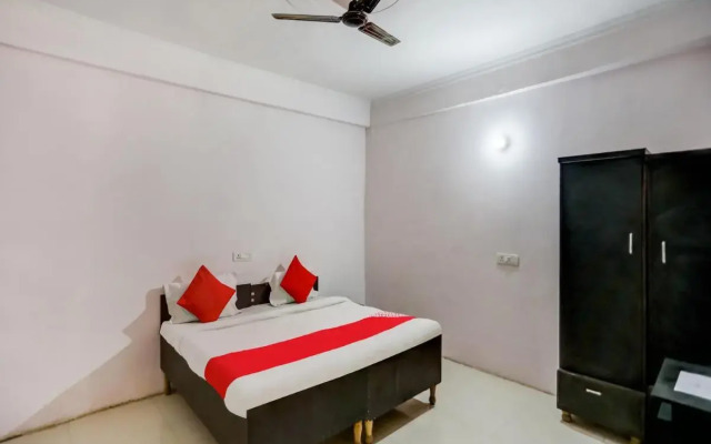 Oyo 84164 Nayra Residency(Grg2381)