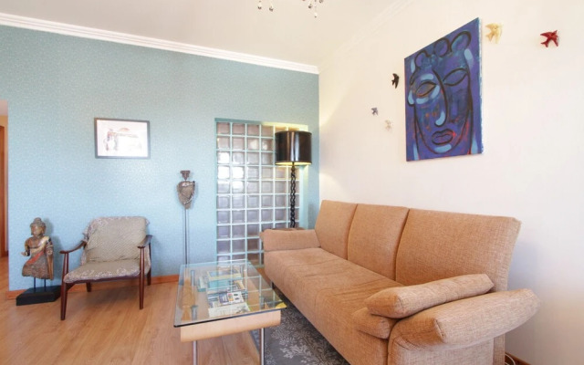 River View Very Central & Spacious 1 Bedroom