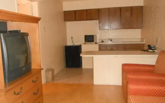 Austin Suites Hotel