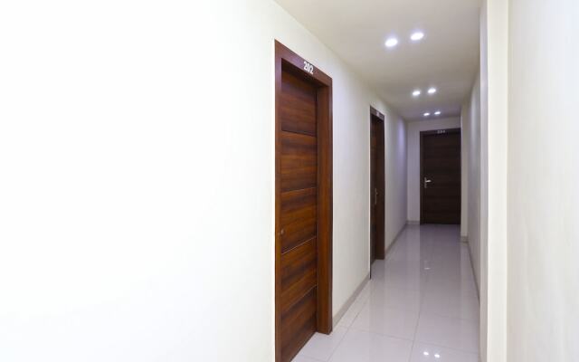 OYO 17280 Hotel Shivaay