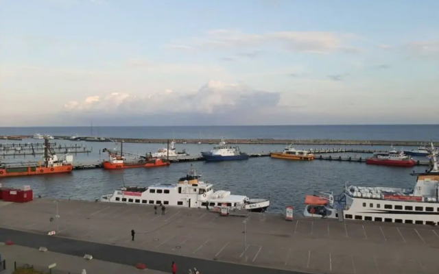 Holiday Apartment sea bay