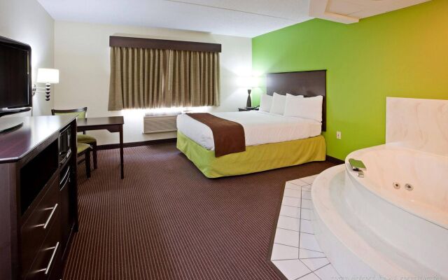 AmericInn Crookston