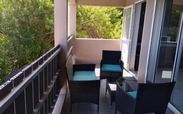 Maison climatisé,lumineuse avec Netflix,Fibre!Arrivée Autonome,Parking Privé et securisee!