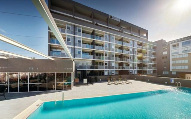Honeysuckle Executive Apartments