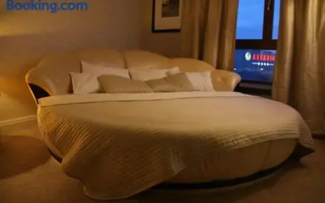 President Apartments by WarsawResidence Group