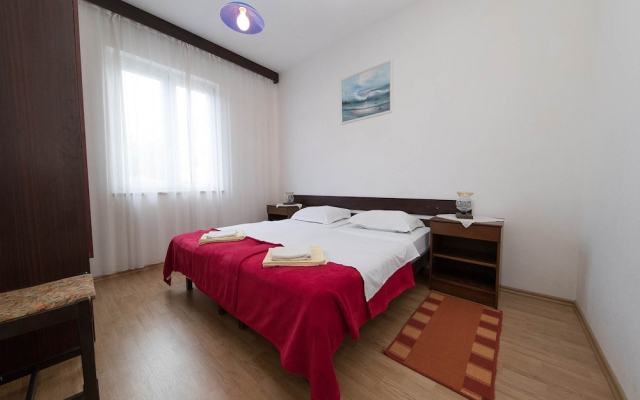 Apartment BISERKA
