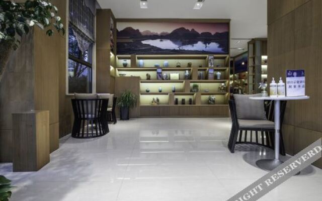 Tuke China Light Residence Hotel (Taishun Huahong Plaza Branch)