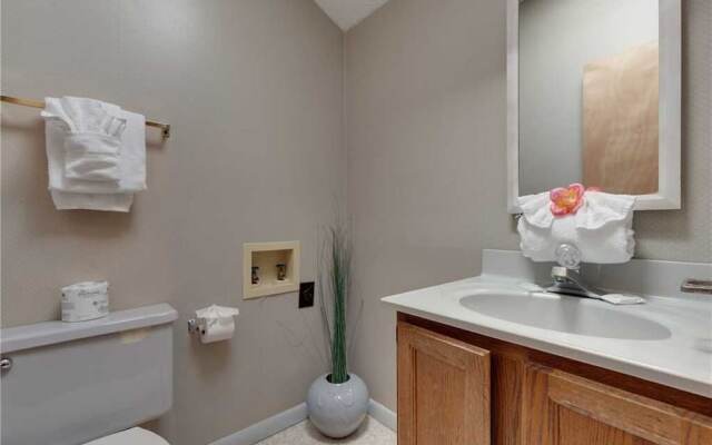 Right at Home - Two Bedroom Cabin