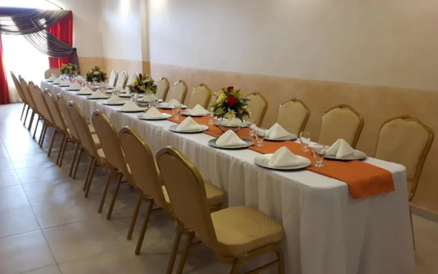 Veranda Hotel