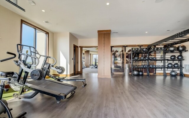 FRONTDESK The Marshall Campus Apts Louisville