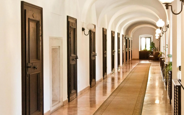 Klastrom Hotel