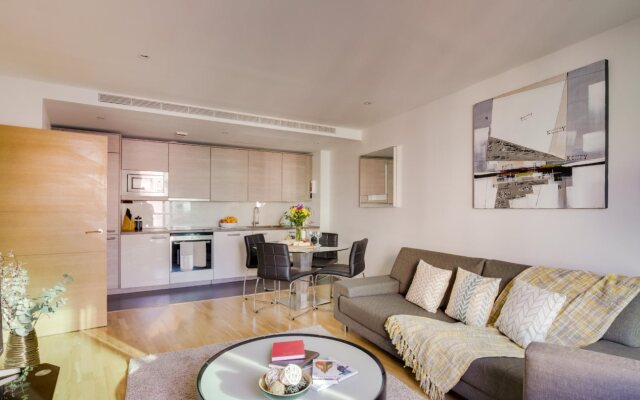 St George Wharf Apartments