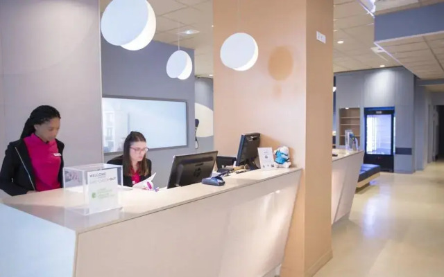 Ibis Styles Toulon Centre Port