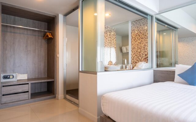 MORE Patong Hotel