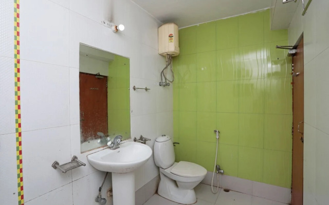 OYO 26143 Hotel Abedin