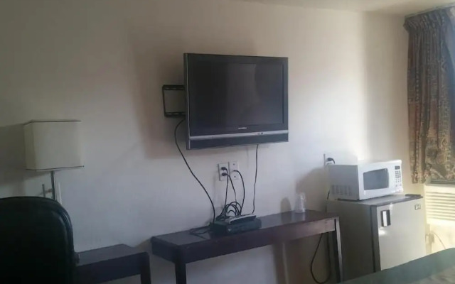 Del Rancho Motel