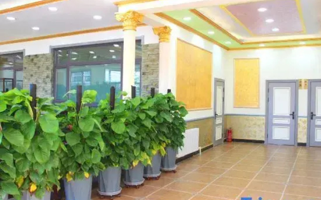 Yabuli Guandong Inn