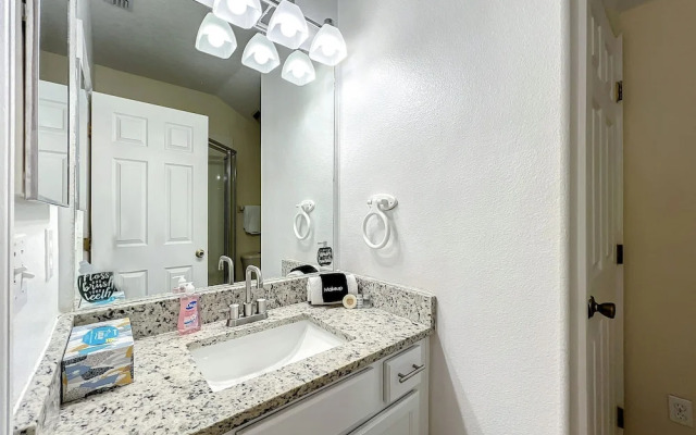 Scuttle Vacation Pool Home W Spa