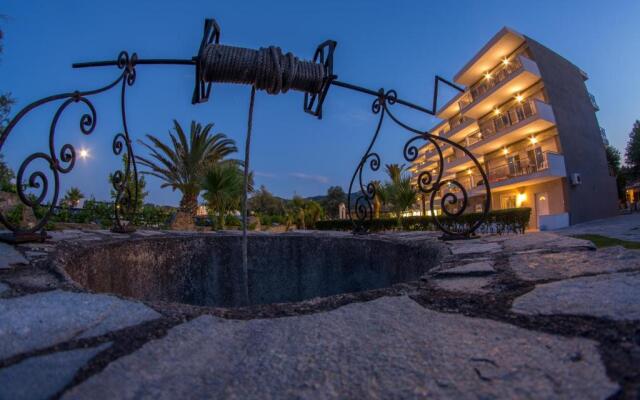 Hotel Sarti Beach