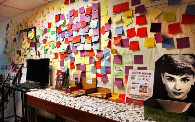 Ximen Triple Tiger Hostel