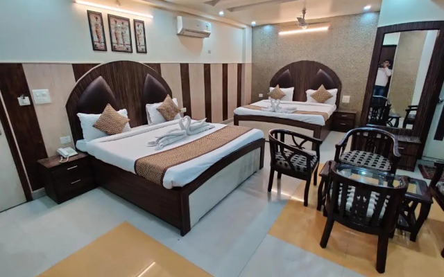 OYO 19453 Hotel Holy Basil