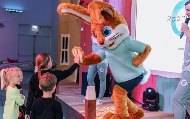 Modern Lodge With 2 Bathrooms, The Beach At 500 M