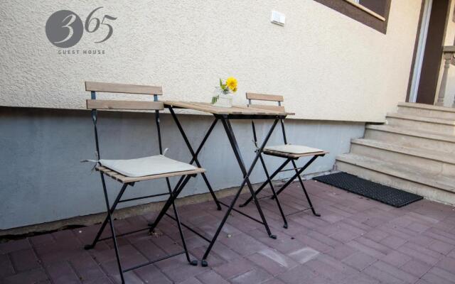 365 Guest House