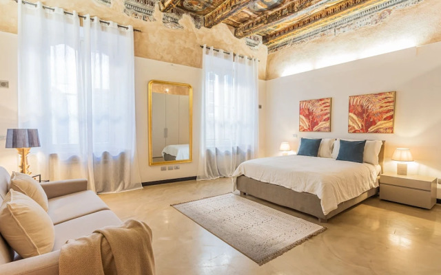 Rovelli 41 in Como With 2 Bedrooms and 3 Bathrooms