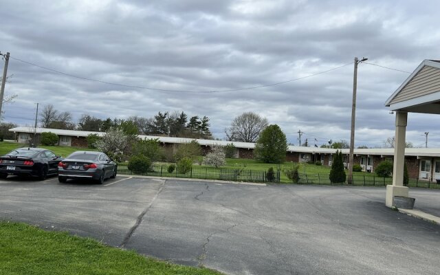 Town & Country Motel