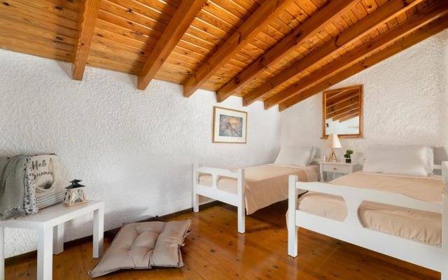 Elefteria Apartments