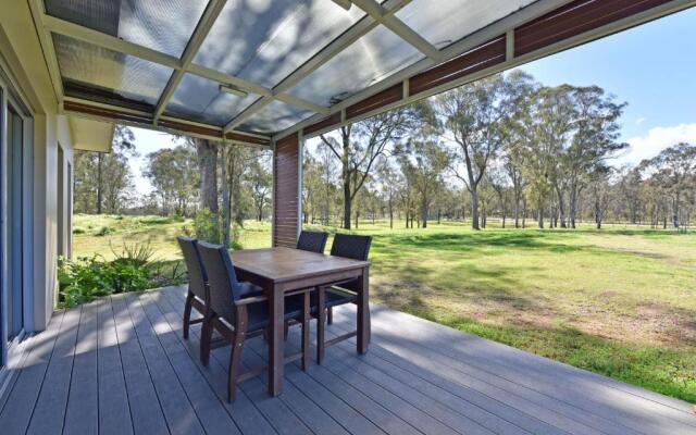 Ironbark Villa 6