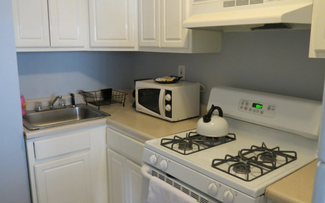Uptown Manhattan Deluxe Apartments