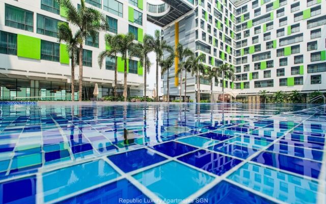 Republic Apartments Saigon Airport